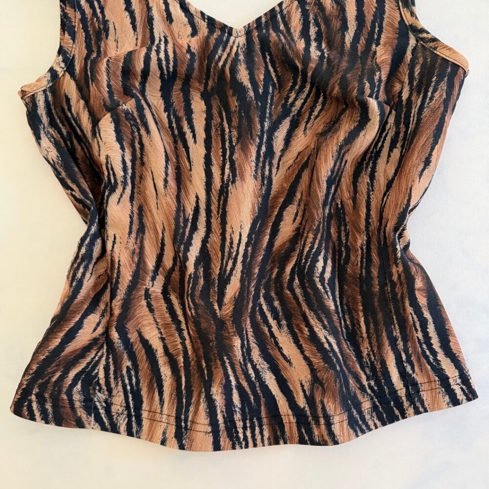 Brioche Vintage Animal Print V-Neck Sleeveless Top - Picture 5 of 7